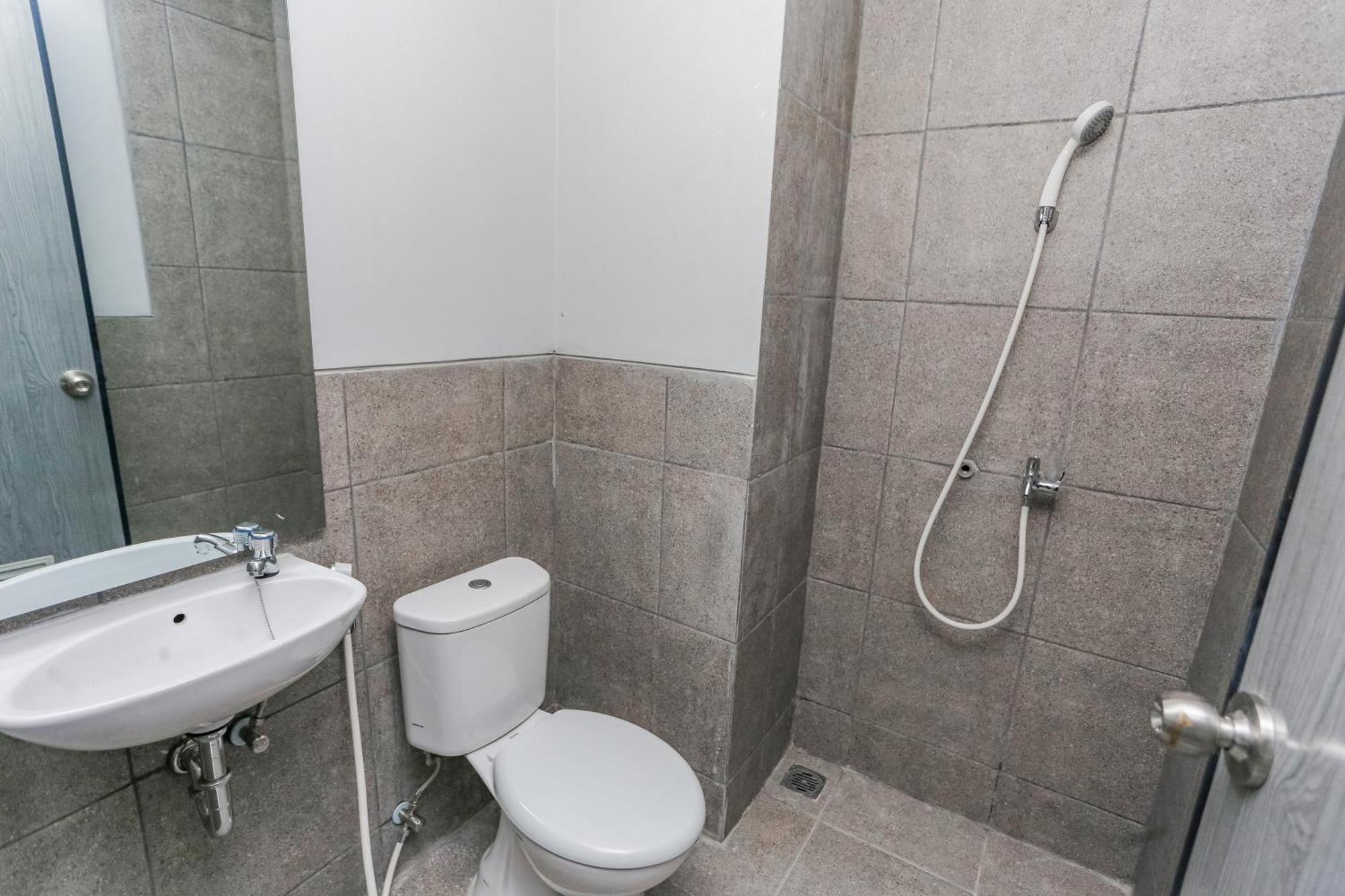 Hotel O Apartment Riverdale Cikarang Near Sgc Mall Bekasi Eksteriør billede